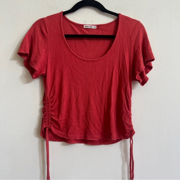 Marine Layer Lexi Ribbed Cinch Top in Baked Apple (XS) - Picture 4 of 5